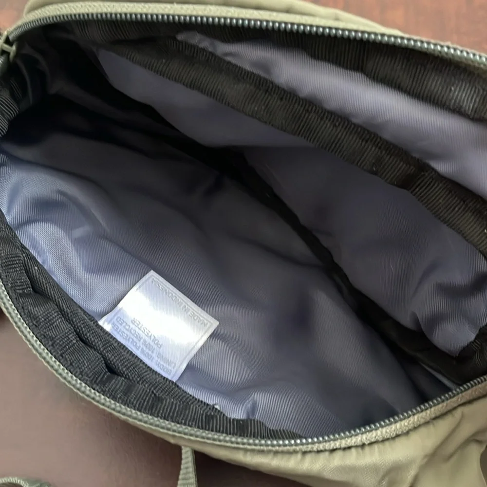 Adidas Olive Green Fanny Pack Bag - Picture 4 of 7